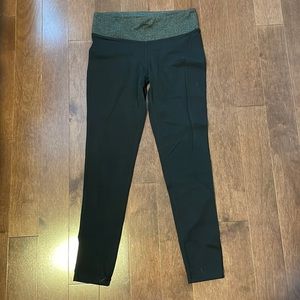 TNA Leggings